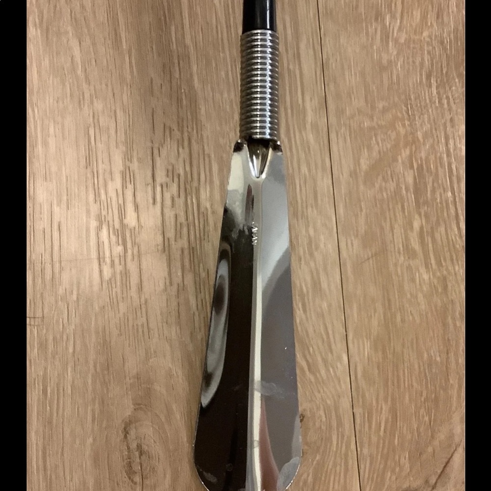 Shoe Horn - Picture 3 of 5